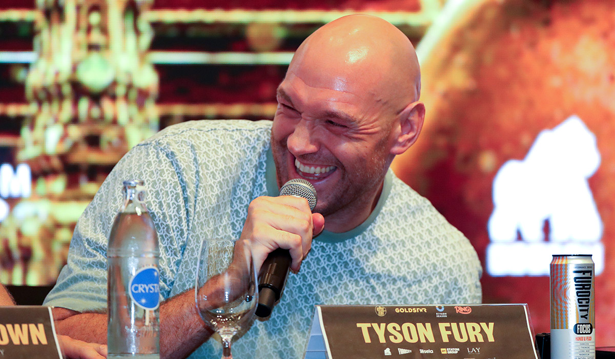Tyson Fury names David Beckham as he takes aim at 'big egos' in modern sport