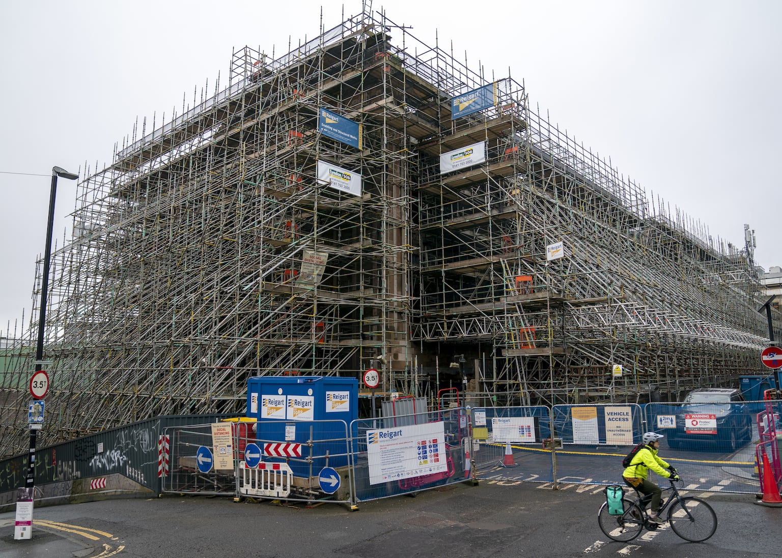 The GSA said external scaffolding around the building will be replaced with an ‘internal retention system’