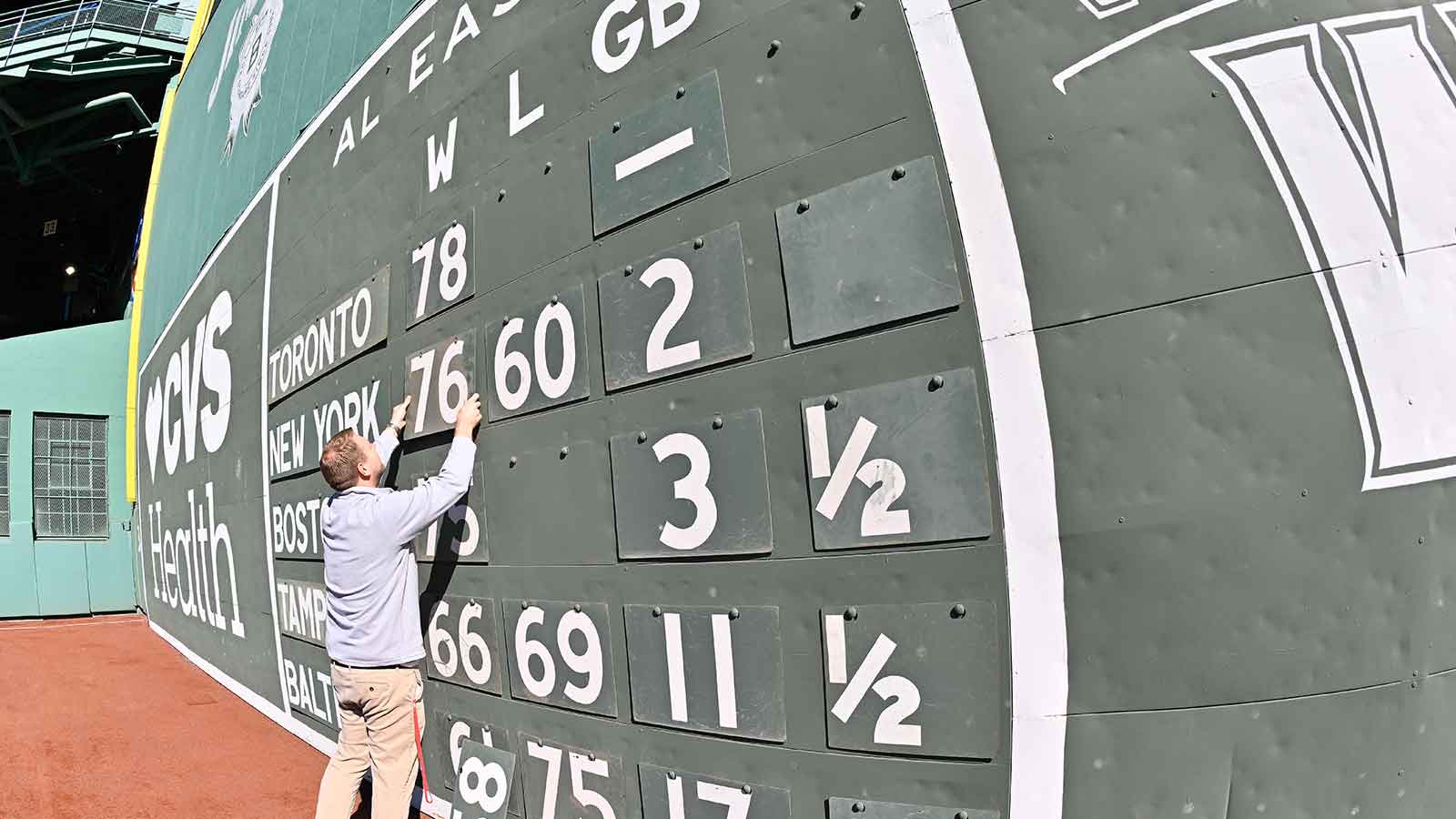 MLB rumors: Rival exec predicts big AL East trade deadline surprise, but not from Yankees, Red Sox