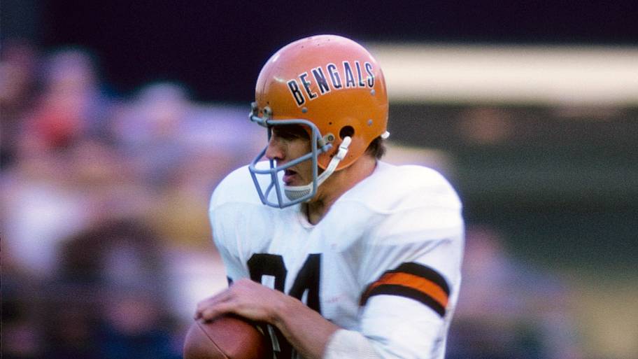 Nov 1969; Unknown location, USA; FILE PHOTO; Cincinnati Bengals receiver Bob Trumpy (84)