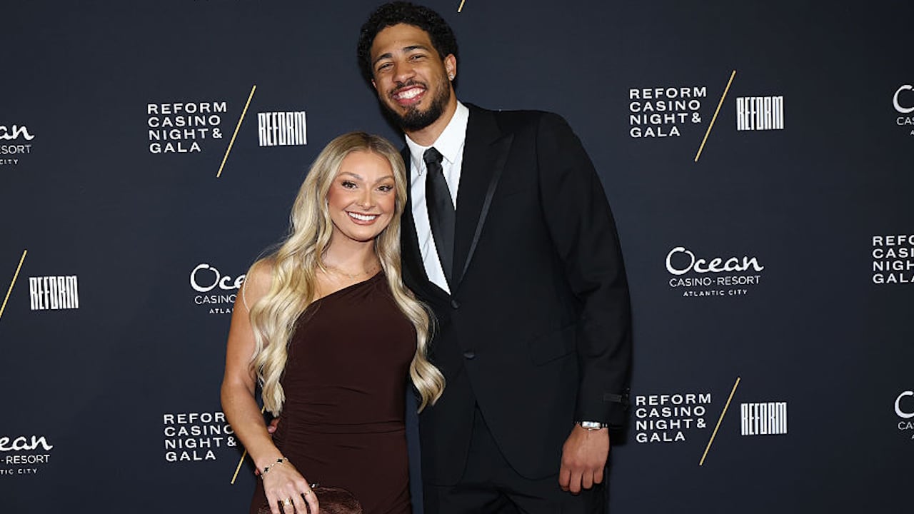 Pacers guard Tyrese Haliburton marries longtime girlfriend Jade Jones