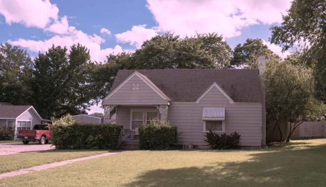 Higher gas charges in Texas prompt tips on hot water, drafts, and after-dark chores