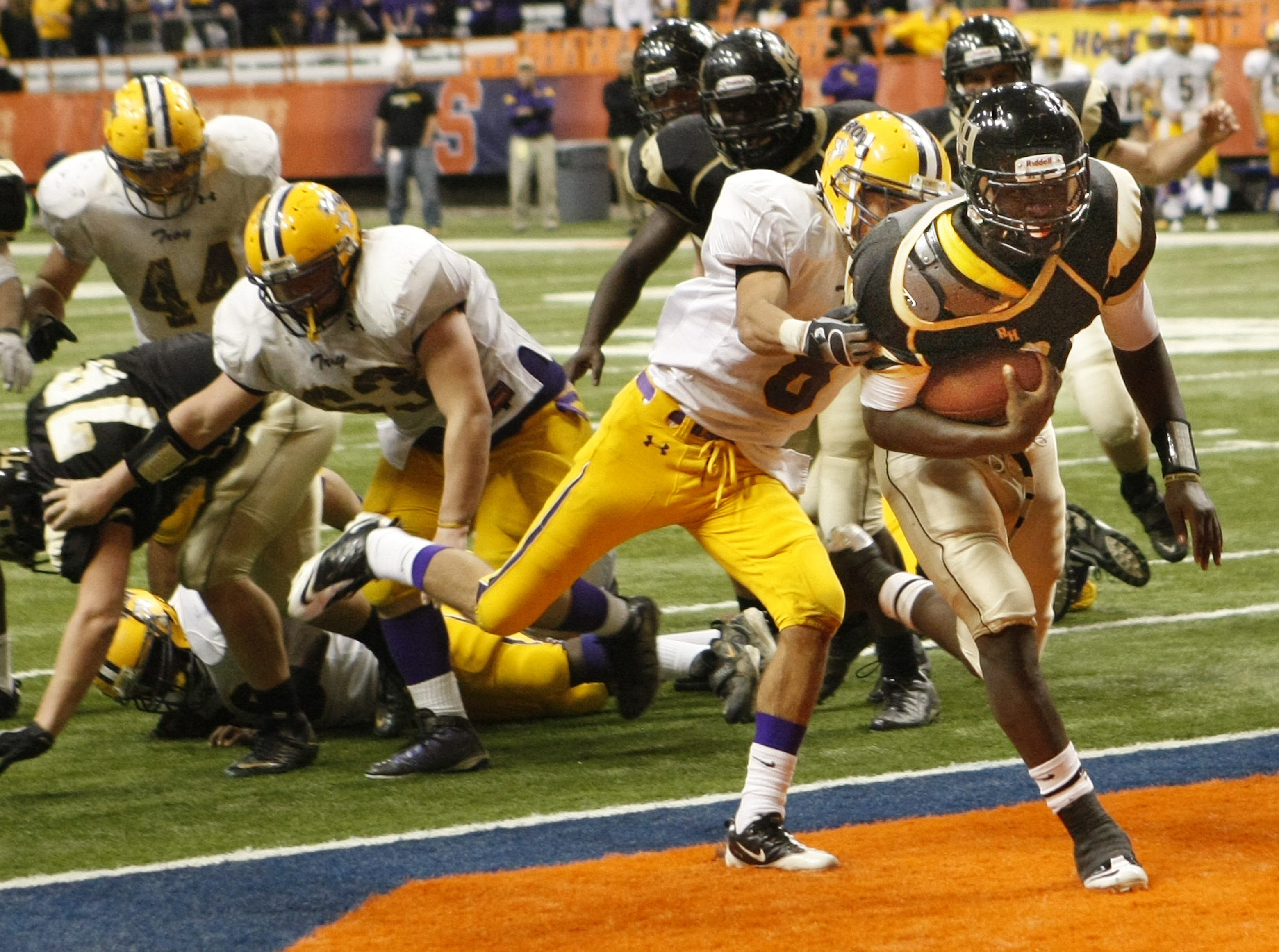 Vote for the best all-time Section V football state champion
