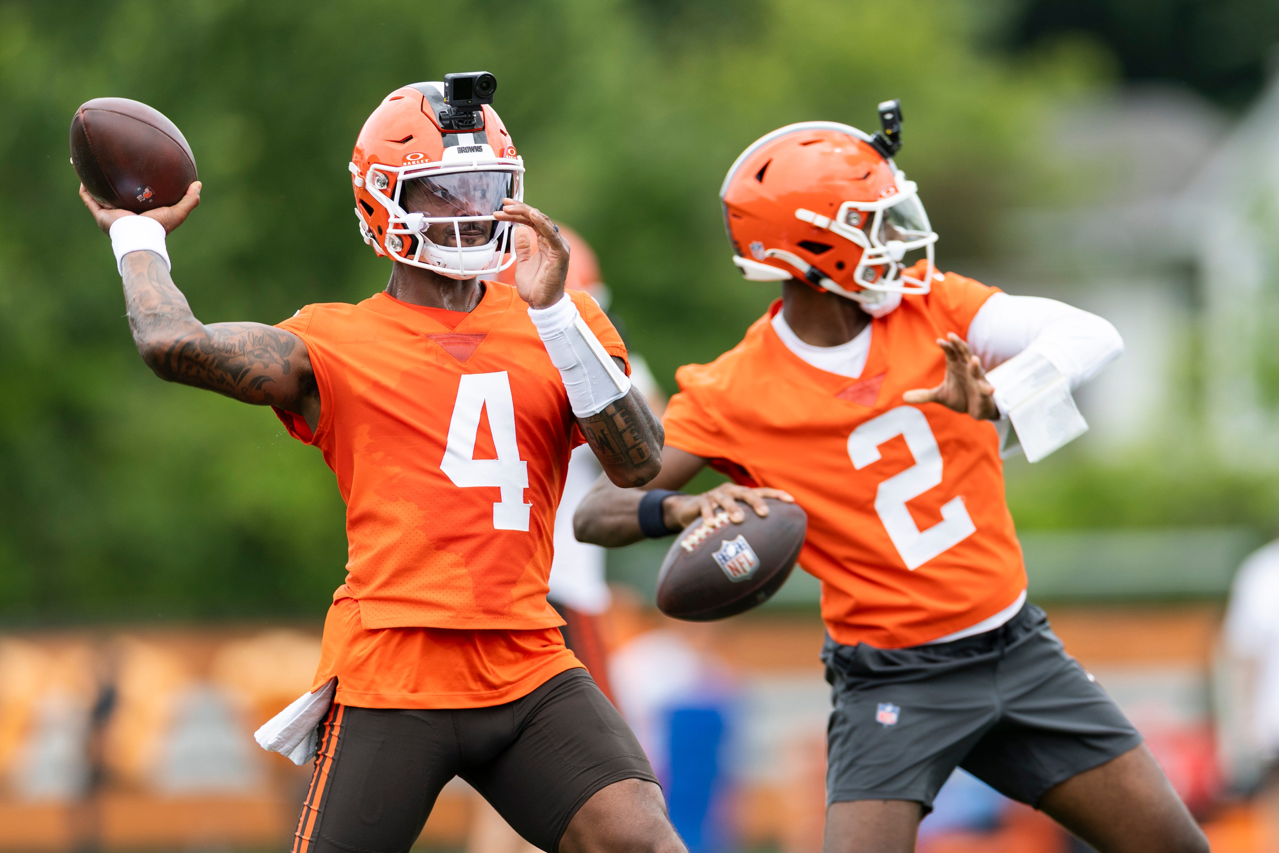 Las Vegas shows significant separation in Browns' QB1 battle
