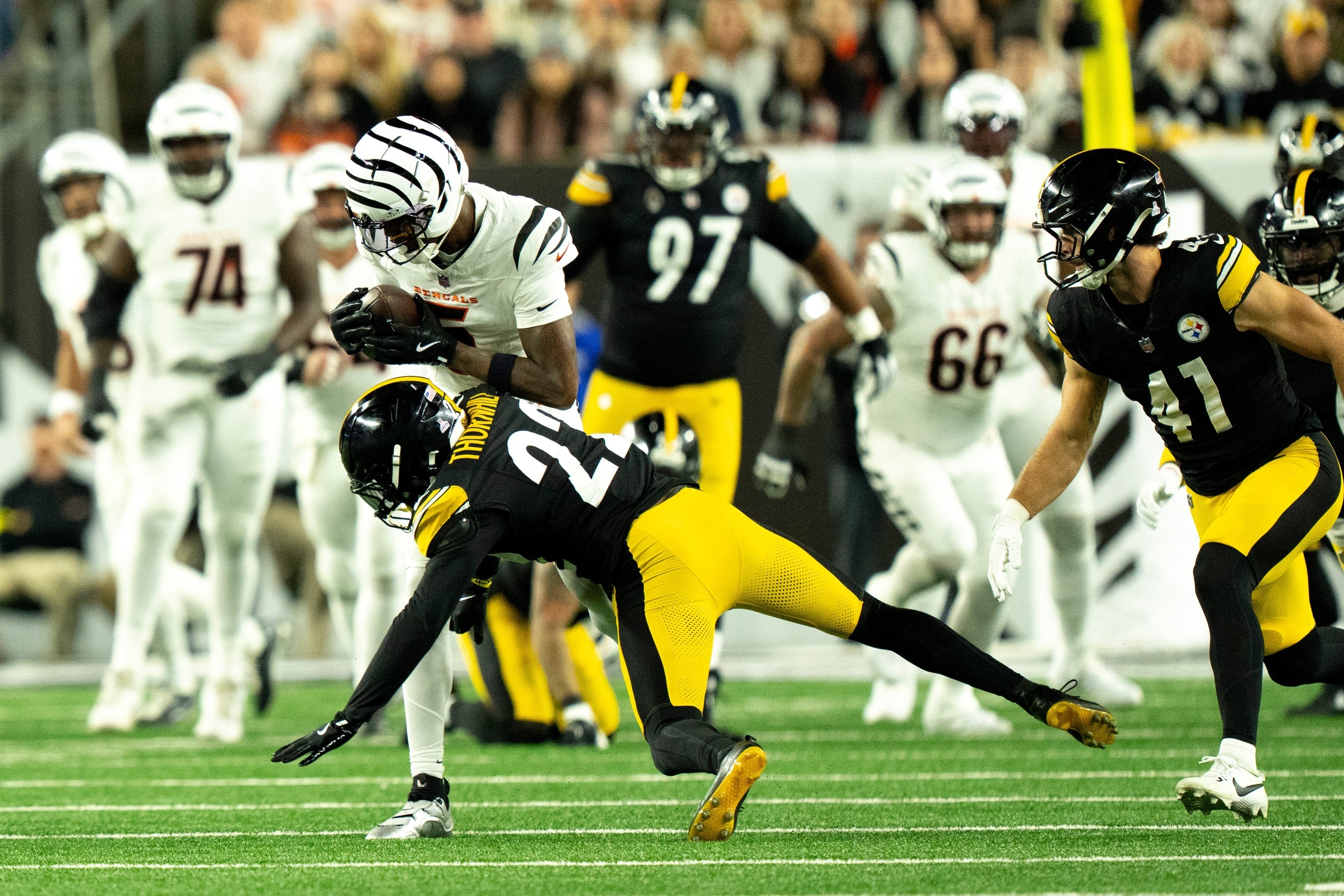 Steelers insider fires back at Juan Thornhill in defense of Teryl Austin