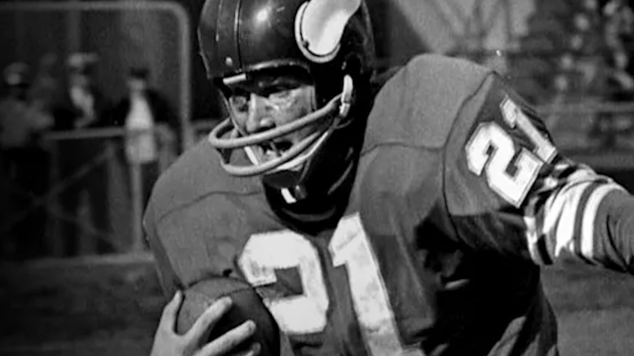 Jim Lindsey, who starred for Arkansas’ unbeaten 1964 squad, dies at 81