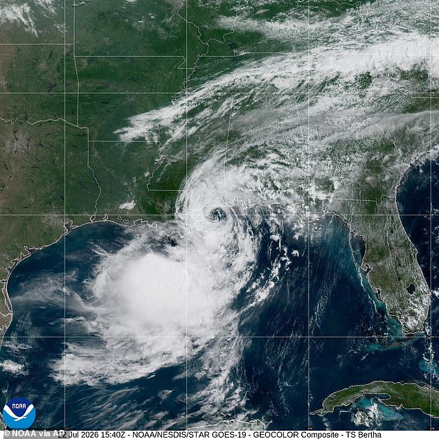 Bertha slams into US coast as forecasters fear tropical storm may gain strength soon
