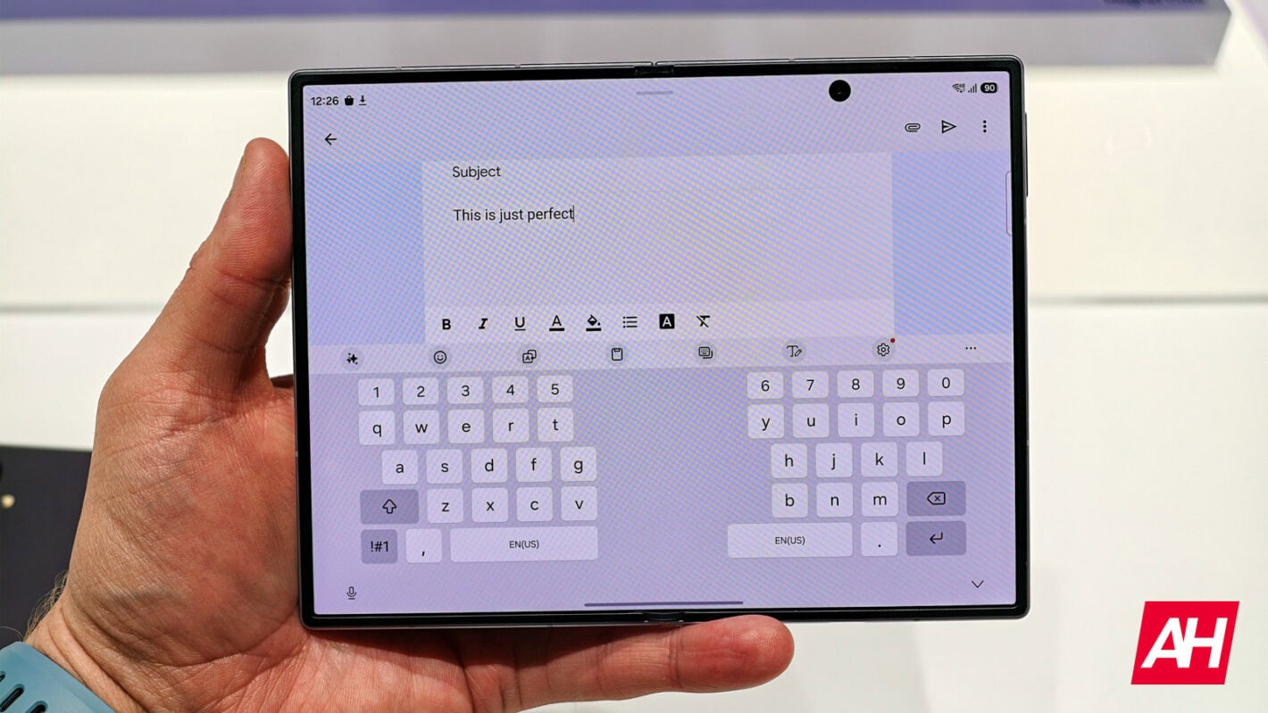 Samsung Galaxy Z Fold 8 AH 41