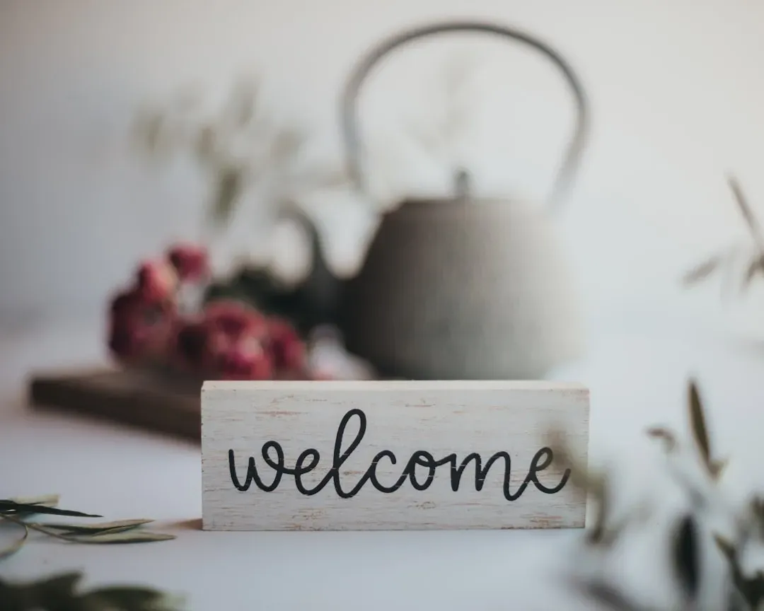 2. They greet every guest personally, not as a group (Image Credits: Unsplash)