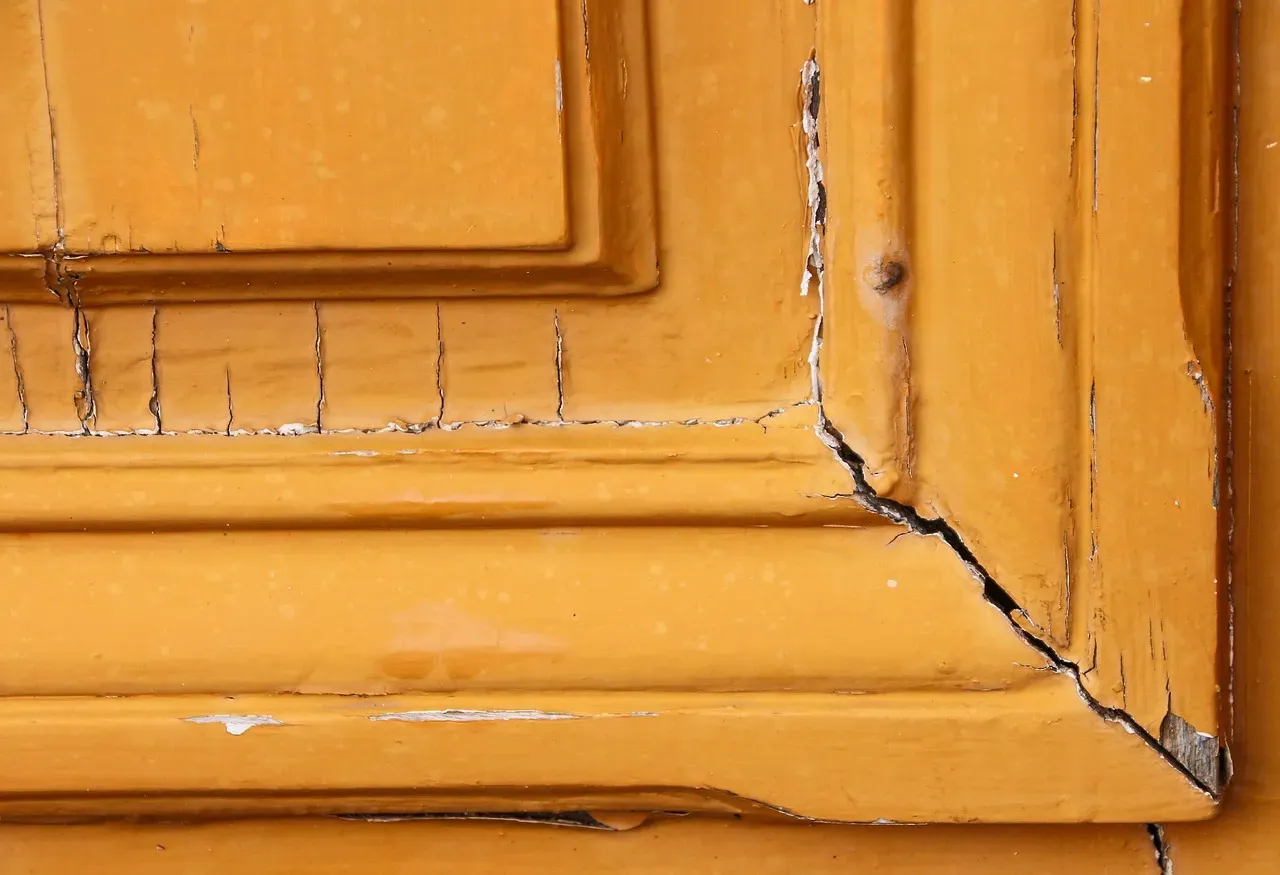 8. Doors, tiles, or trim that develop small gaps (Image Credits: Pixabay)