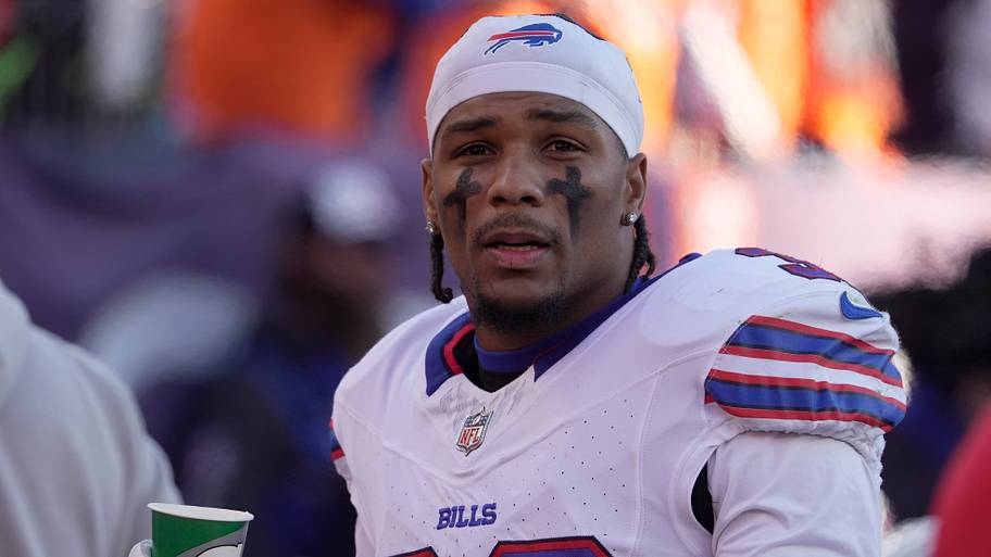 Cam Lewis earned ESPN recognition as one of the NFL's best backup safeties