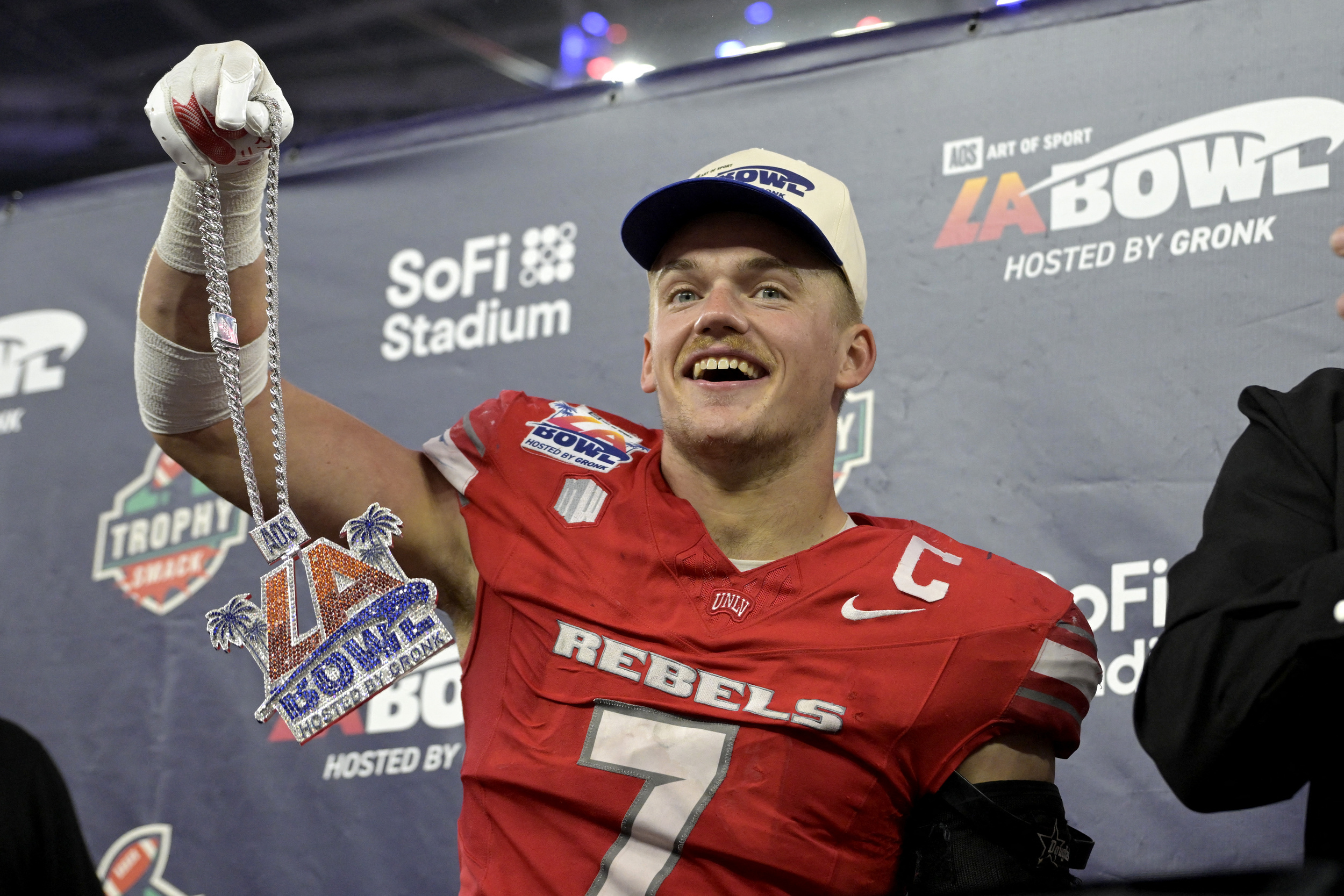 Woodard Announced as UNLV’s First Finalist for Prestigious Campbell Trophy