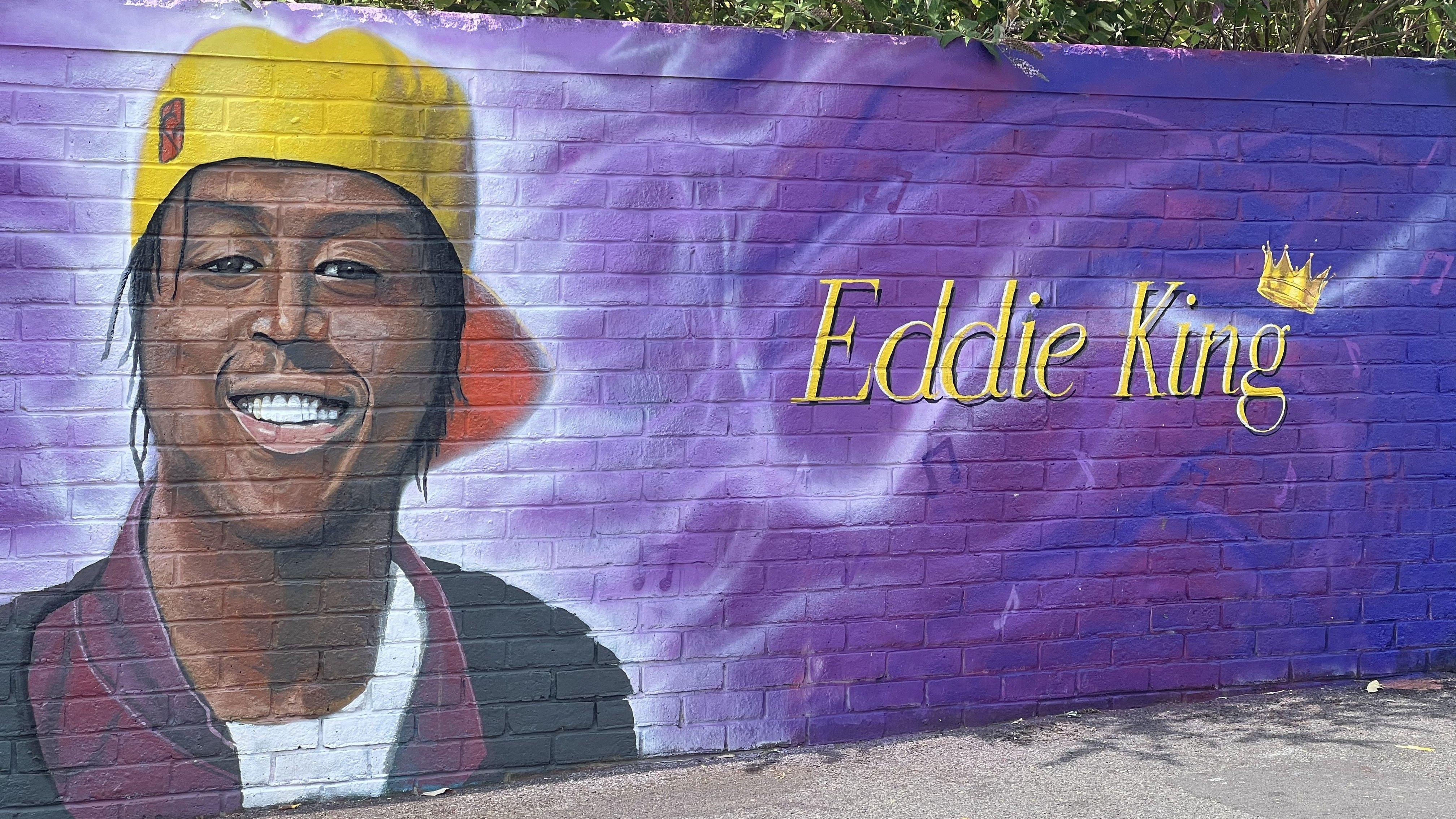 Mural brings 'light' after teenager's death