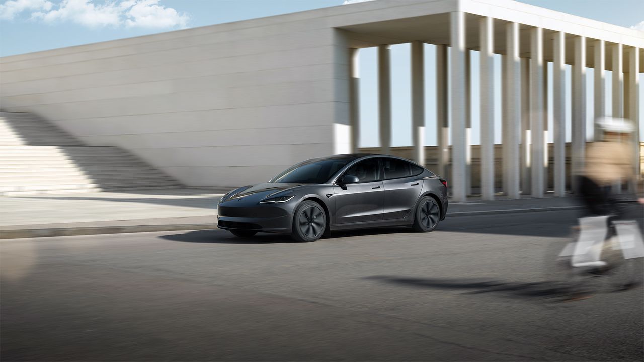 Tesla finally makes Grok a genuinely useful in-car AI assistant