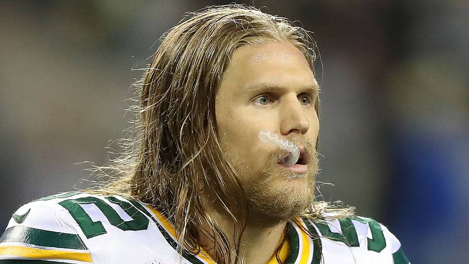 Longtime Bears nemesis caught an epic stray in a place nobody saw coming