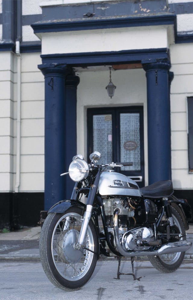 1960 Norton Dominator
