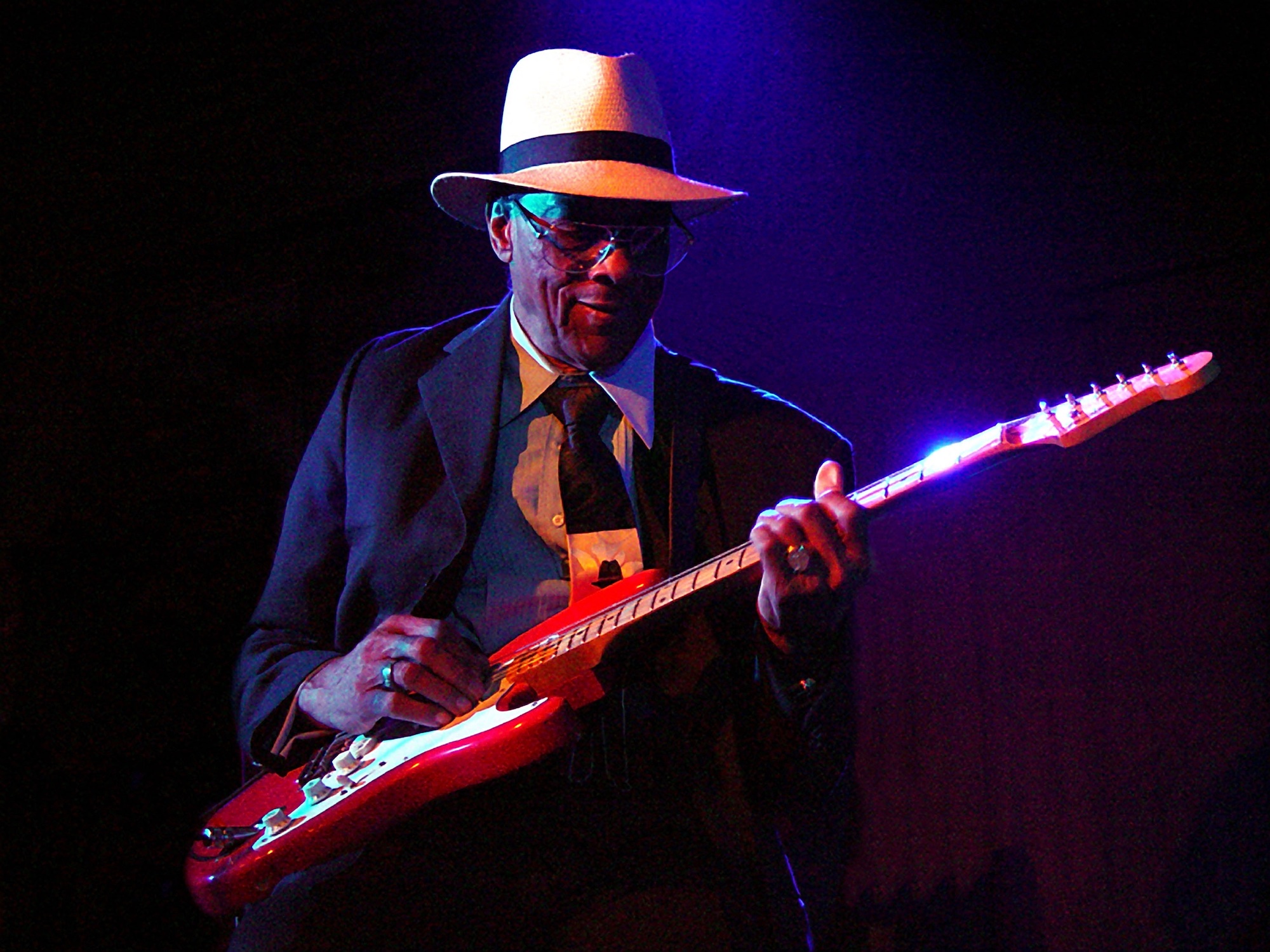 Hubert Sumlin performs onstage at Antone's in Austin, Texas on July 19, 2003