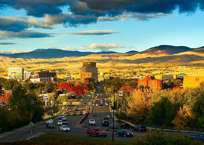 45 Disappointed Tourists Share Travel Destinations That Aren’t Worth The Hype
