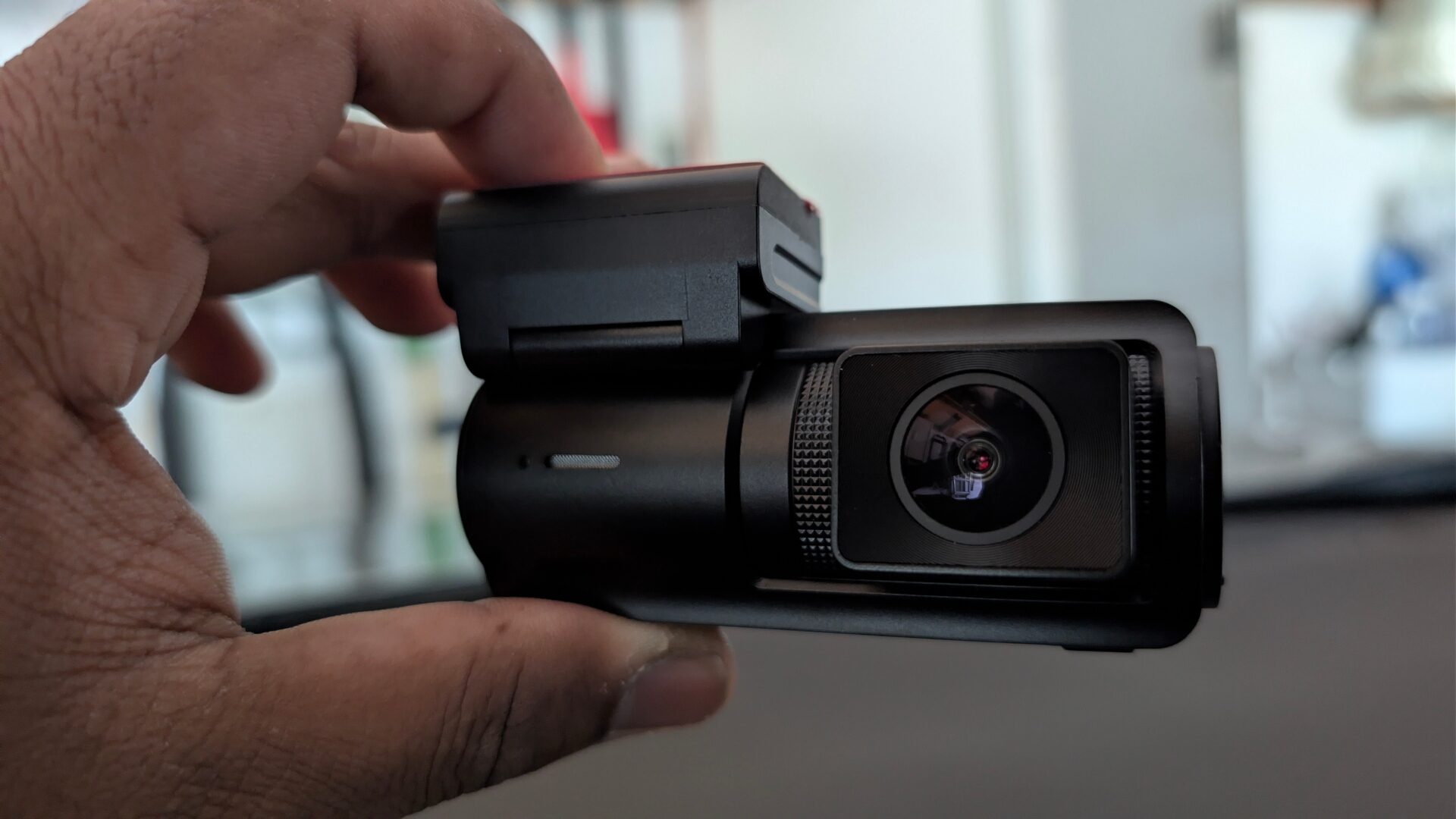 GKU E200 4K dash cam review