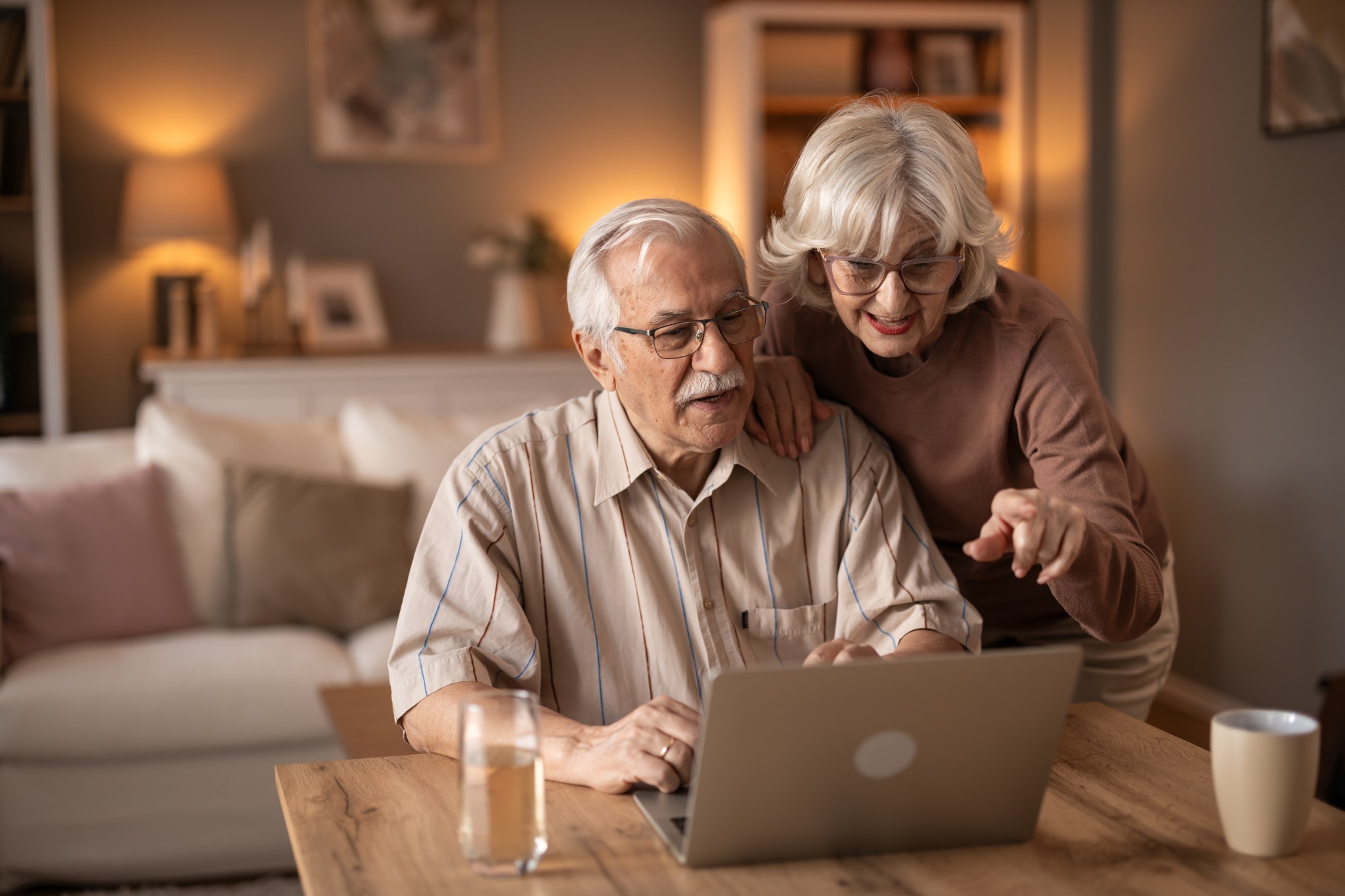 Spouses of people with dementia face higher risk themselves—here’s why