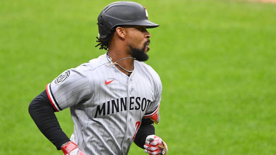Byron Buxton hits single against the Cleveland Guardians