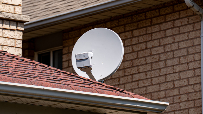 Can a satellite dish be used as a TV antenna?
