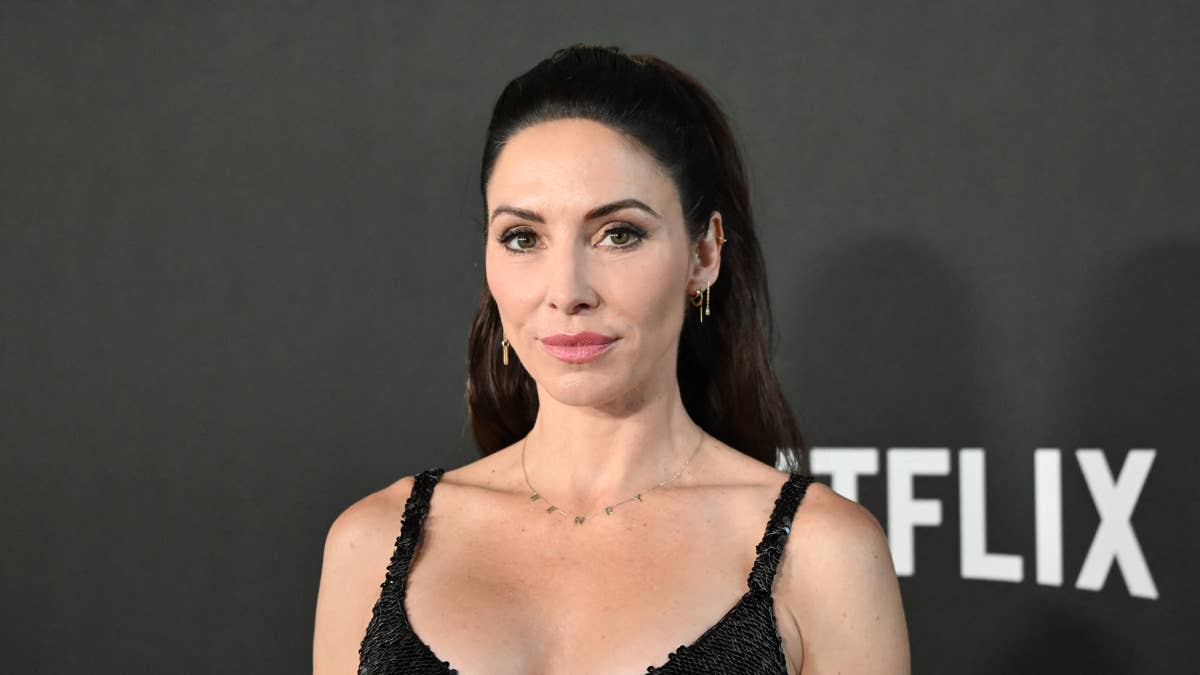 Whitney Cummings clarifies why her Trump joke wasn't in Netflix special