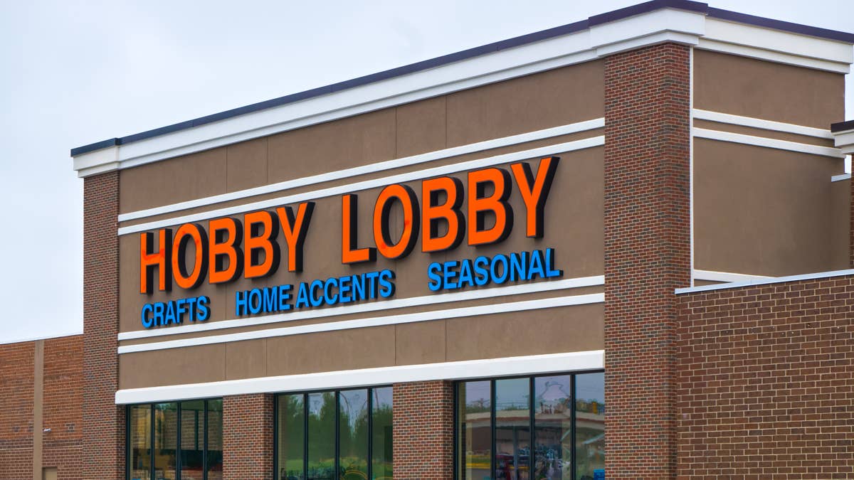 Hobby Lobby’s $6 viral find looks like a vintage lamp and adds instant cozy charm
