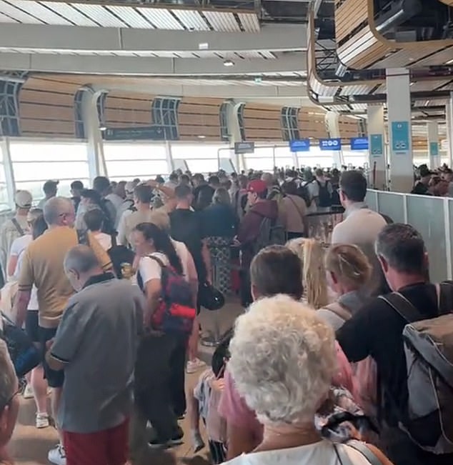 In a video taken in Faro Airport in Portugal yesterday morning, a vast queue had formed ahead of passport control