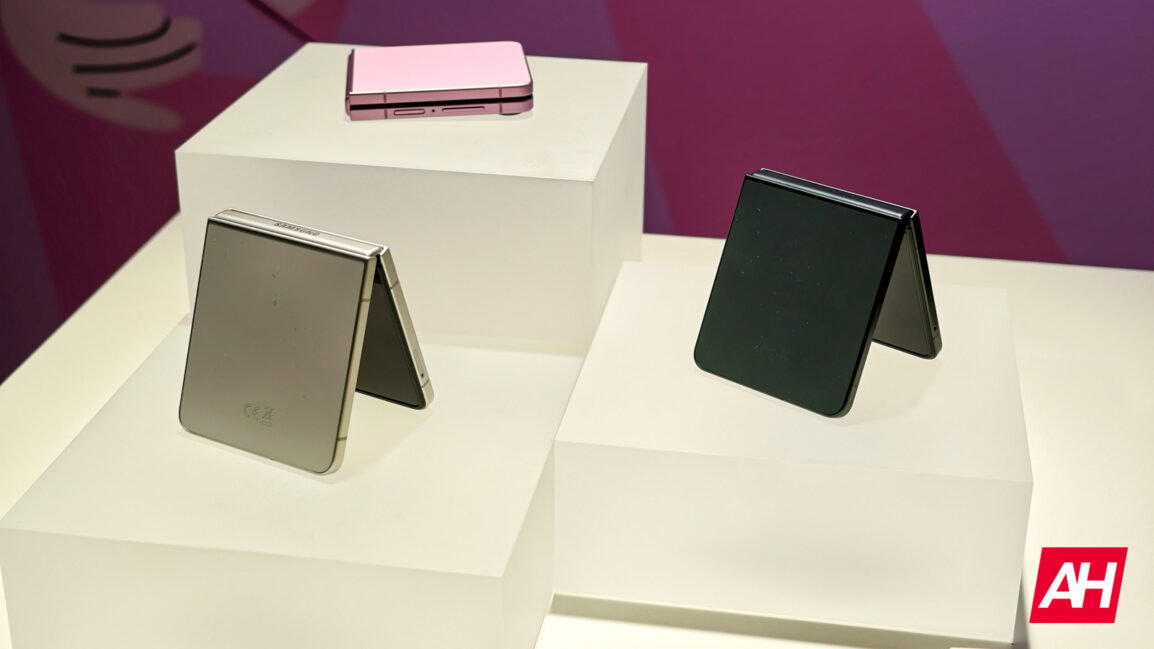 Samsung Galaxy Z Flip 8 AH 8