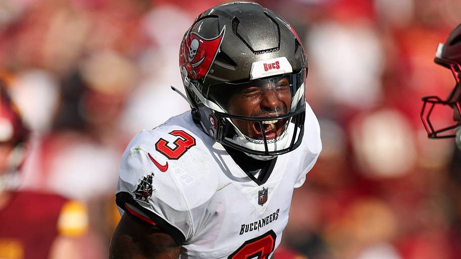 Former Bucs Super Bowl Safety Fully Cleared for NFL Return Following Neck Surgery