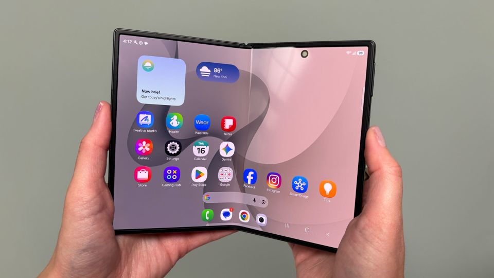 Can Samsung outmaneuver Apple’s cool factor? We may soon find out