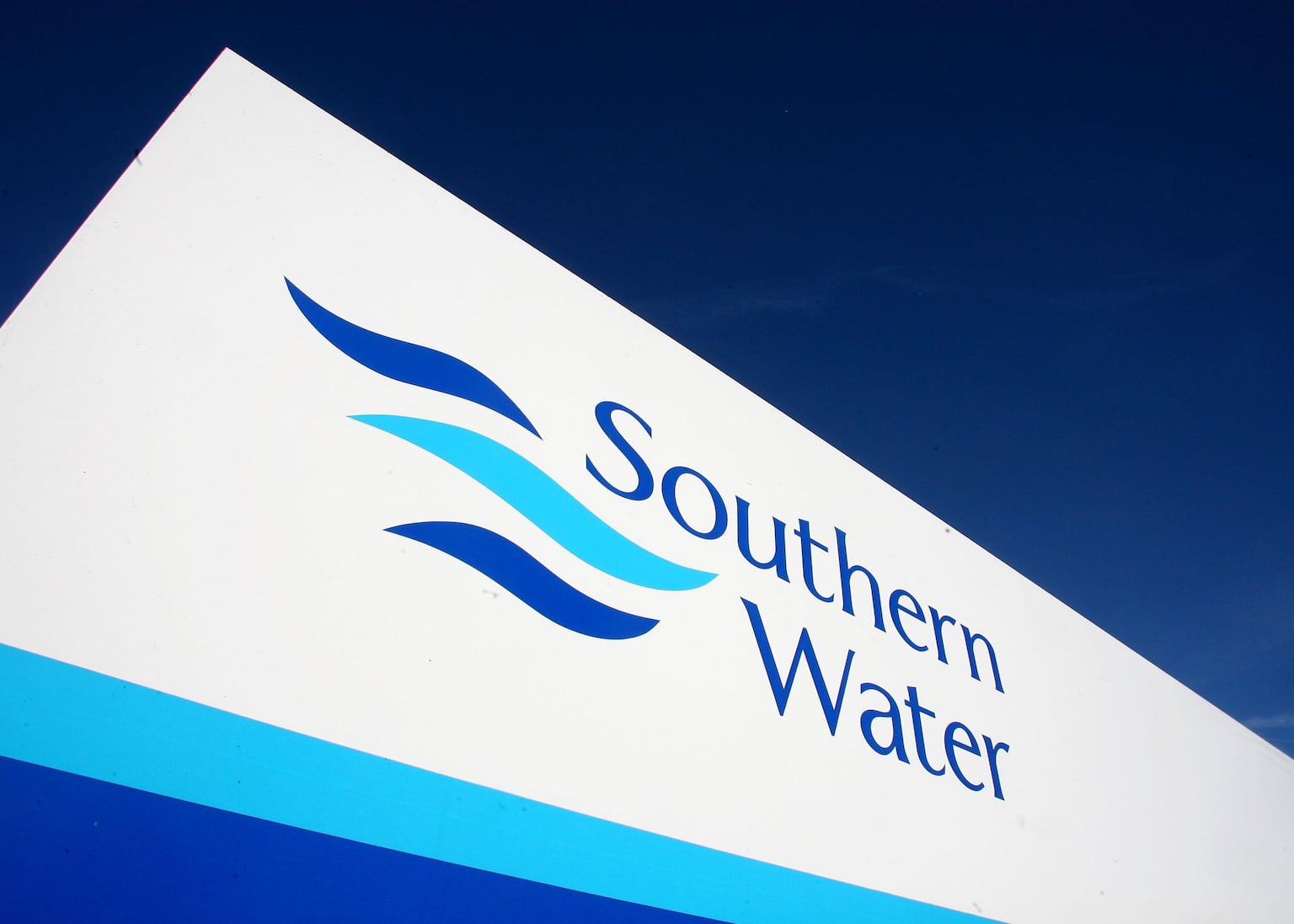 Ex-Southern Water boss charged with conspiracy to defraud over water tests