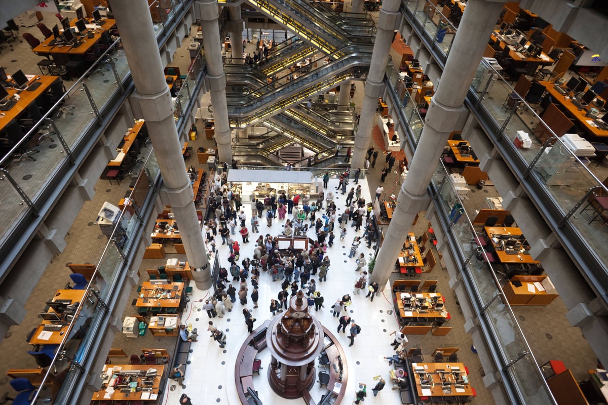 Lloyd’s of London says former boss breached rules over ‘close’ relationship