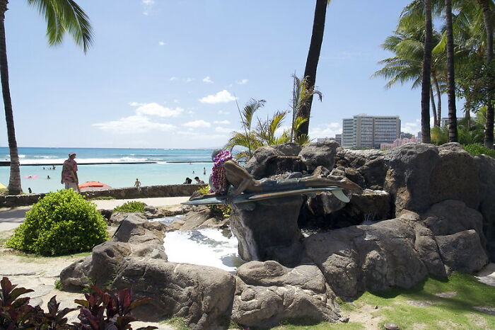 45 Disappointed Tourists Share Travel Destinations That Aren’t Worth The Hype