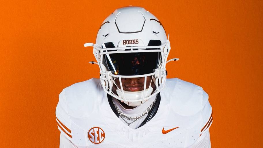 Critical Intel Regarding The Texas Recruiting Race for Elite WR Easton Royal