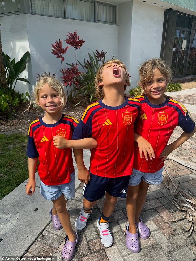 Anna Kournikova shares rare photo of her kids with Enrique Iglesias