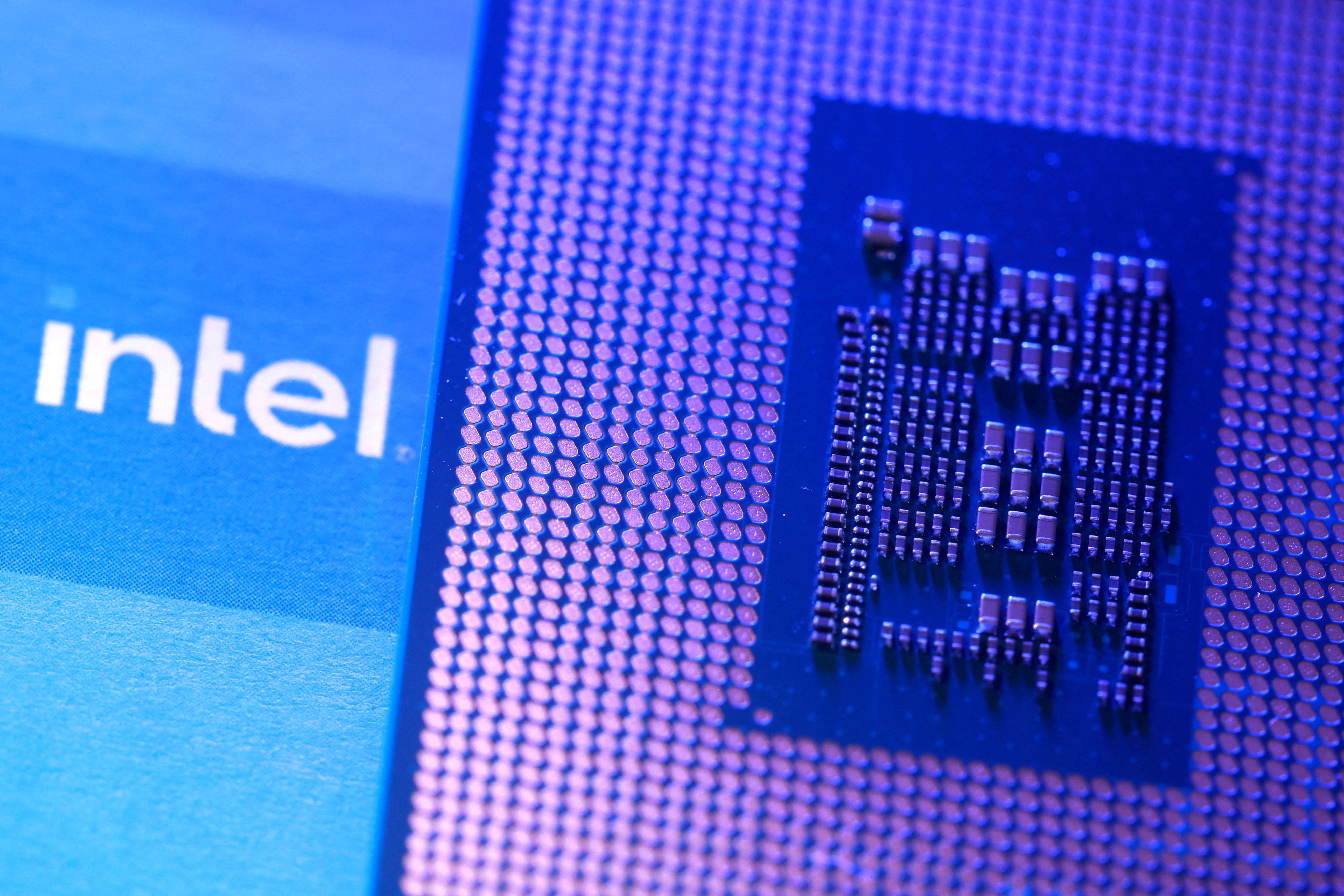 Computer motherboard and Intel chip appear in this illustration taken August 25, 2025. REUTERS/Dado Ruvic/Illustration