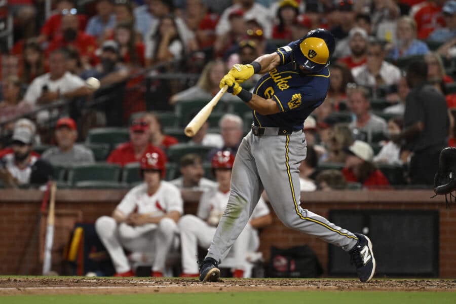Milwaukee Brewers receive major injury boost as veteran infielder nears return