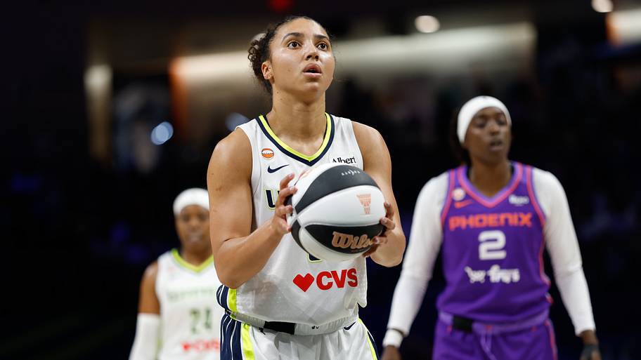 Azzi Fudd has a chance to make history in WNBA 3-point contest