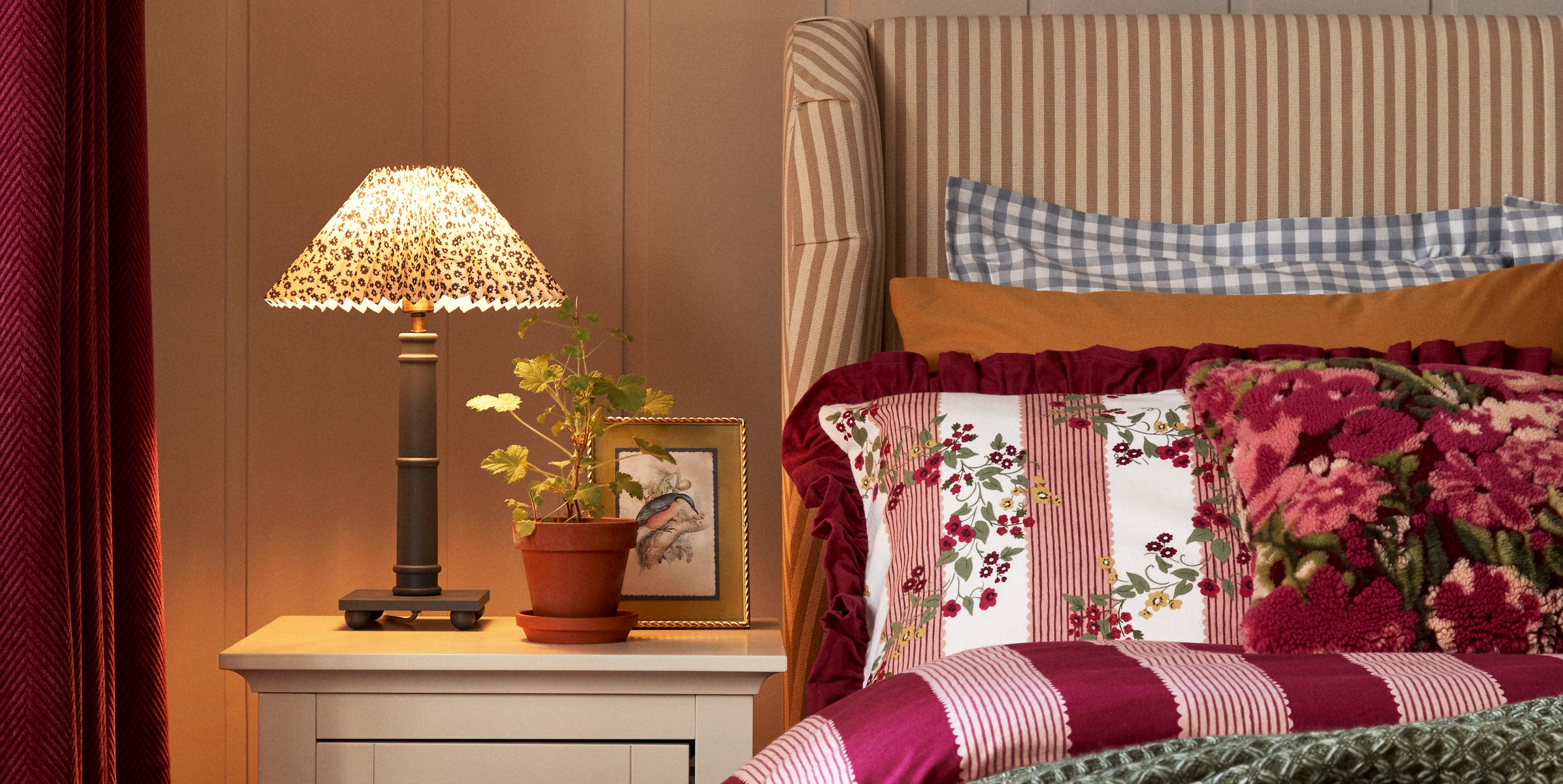 “Granny Cool” Is Replacing Cottagecore Style