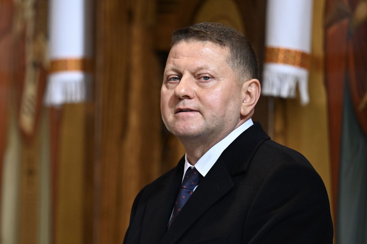 Zaluzhnyi breaks silence, says new commander-in-chief faces 'incredibly difficult job'