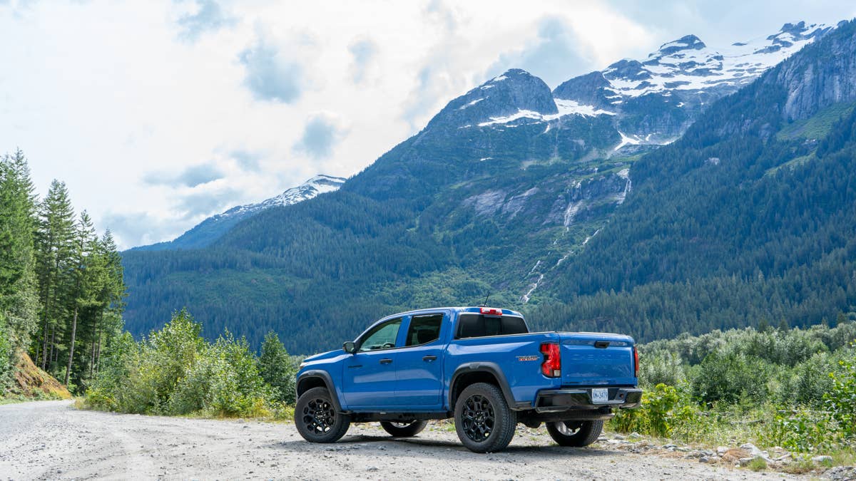 2026-chevrolet-colorado-trail-boss-12