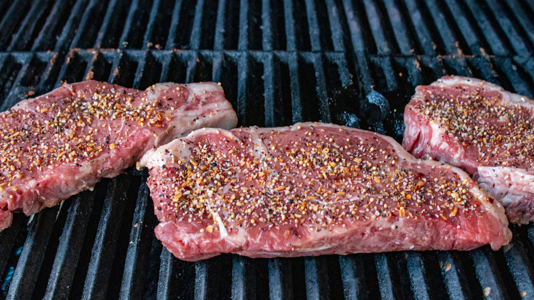 10 Best Store-Bought Steak Rubs, Ranked