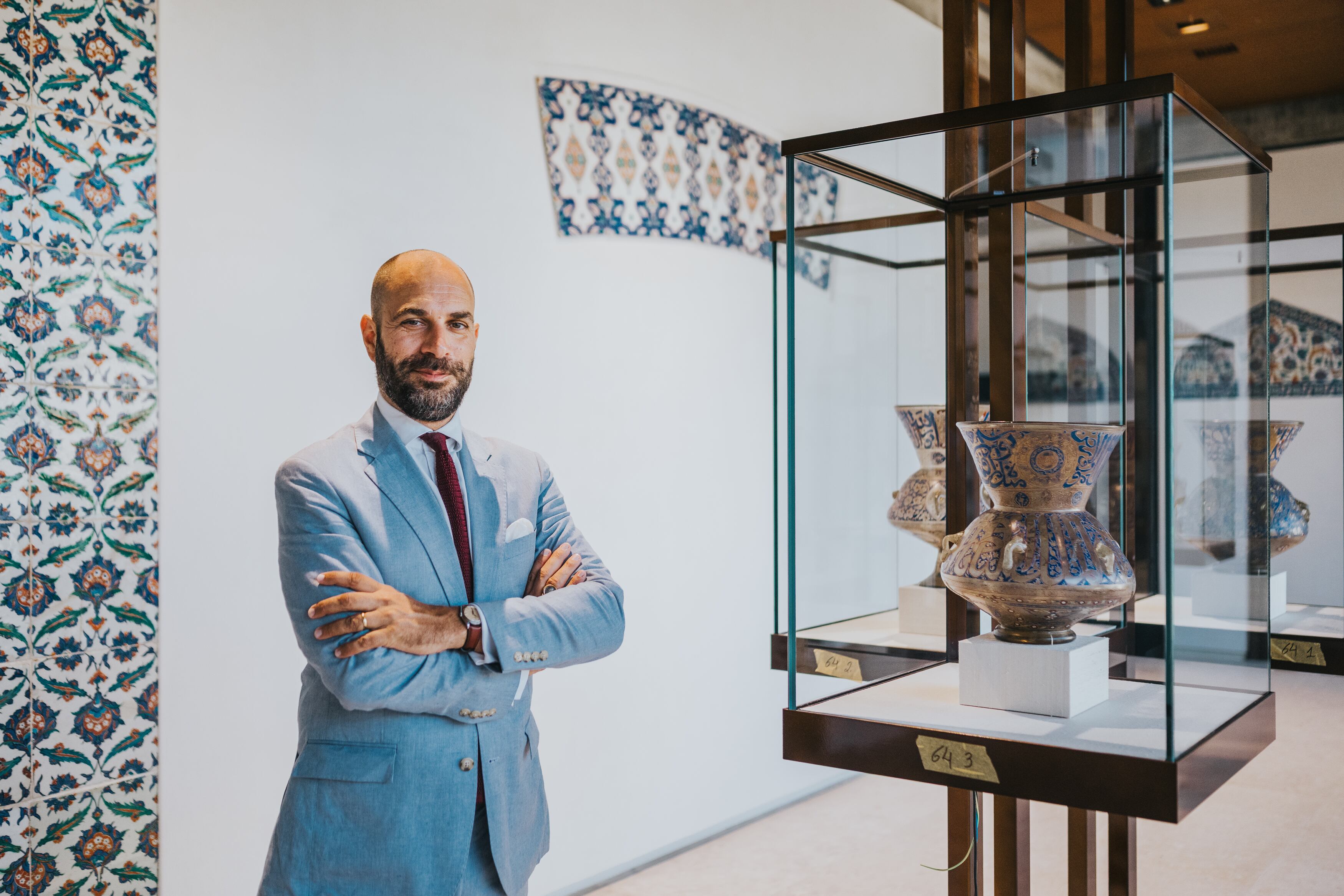 Xavier F. Salomon, director of the Gulbenkian Museum, in the gallery dedicated to Mamluk mosque lamps.