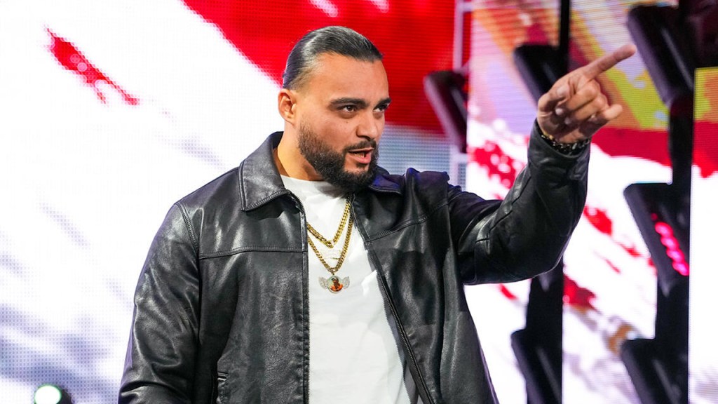 mike santana wwe