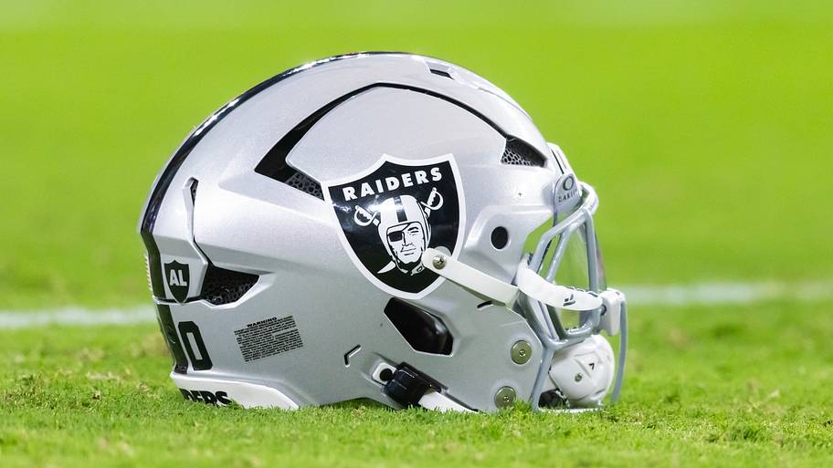 Las Vegas Raiders training camp battles to watch