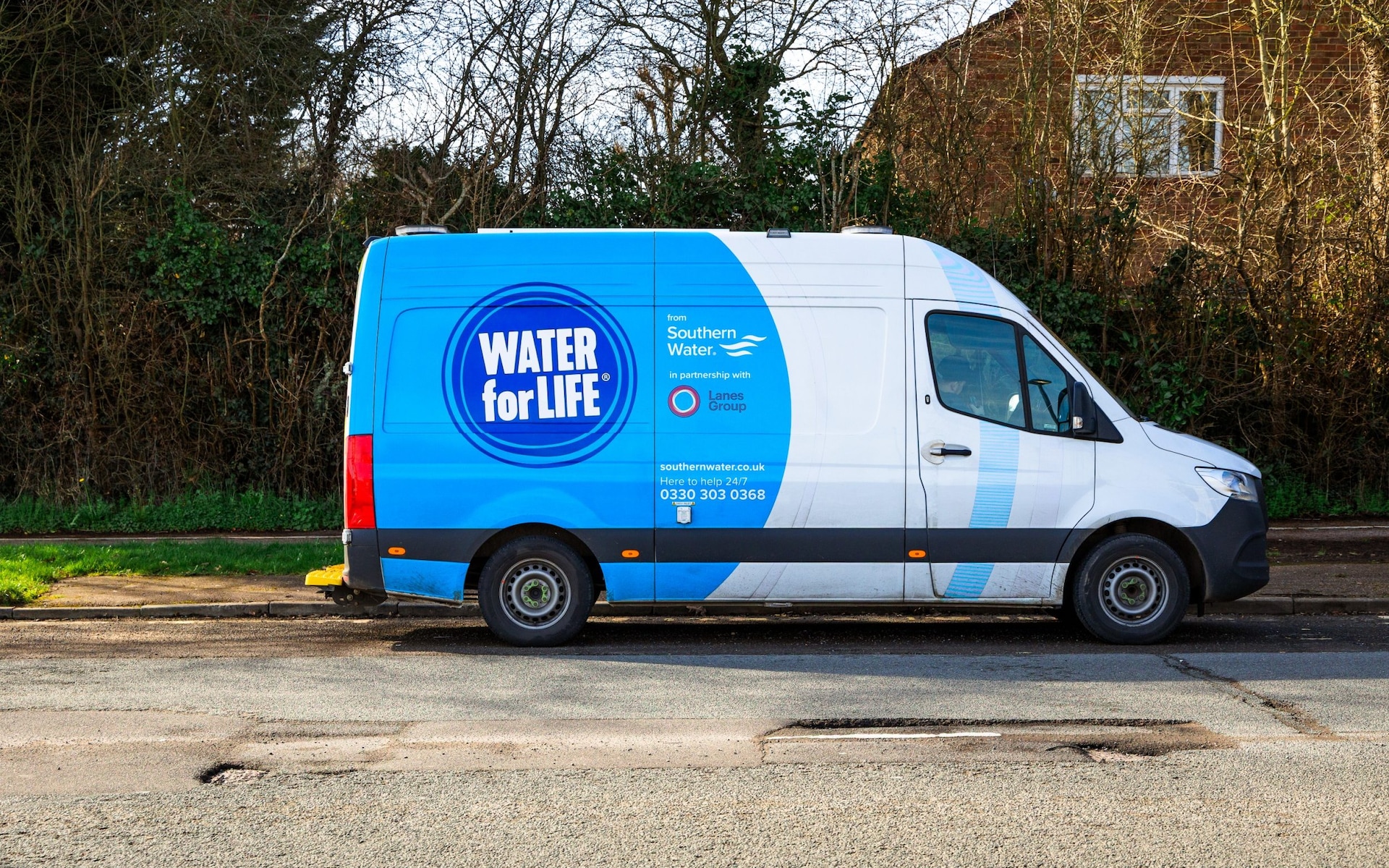 Former Southern Water executives face criminal charges