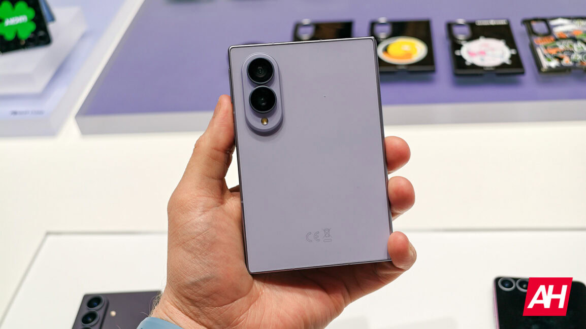 Samsung Galaxy Z Fold 8 AH 57