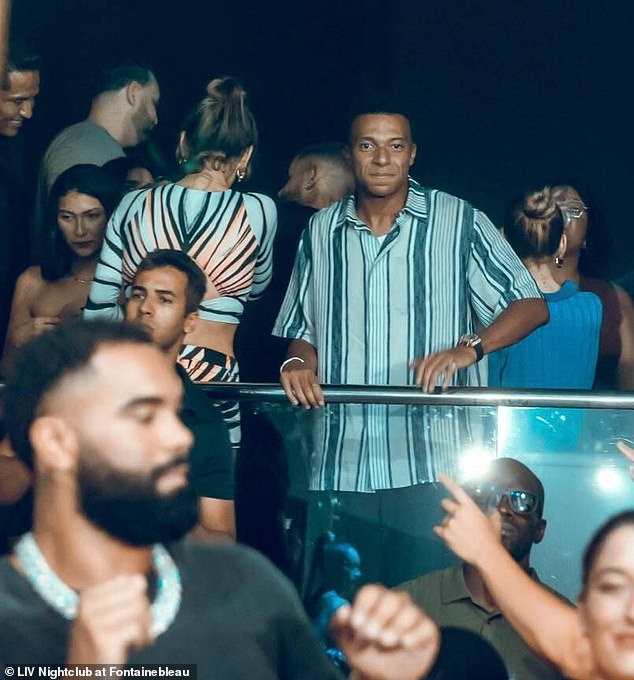 Kylian Mbappe and his girlfriend, Ester Exposito, were spotted at a Miami nightclub in the hours after France lost to England in the third-place game of the 2026 FIFA World Cup